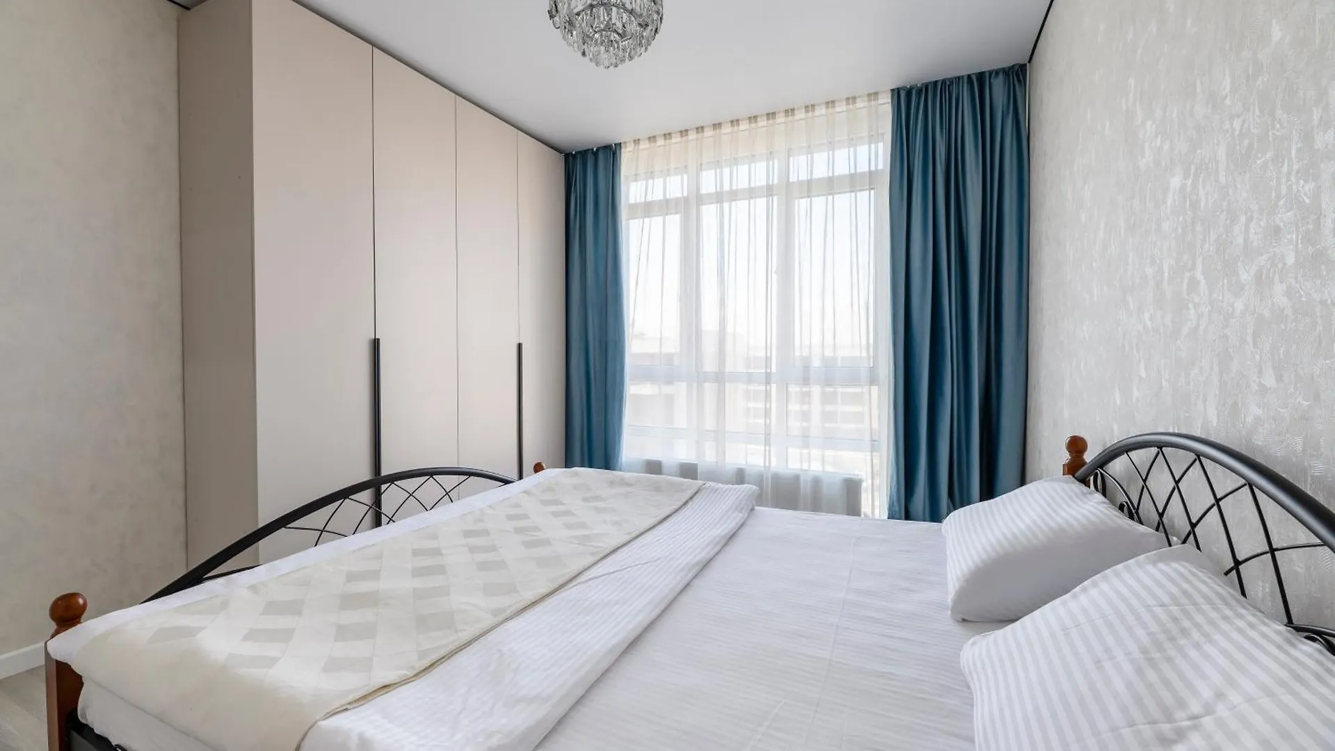 Apartment Сдается Уютная 2-Комнатная Квартира Жк Green City Almaty