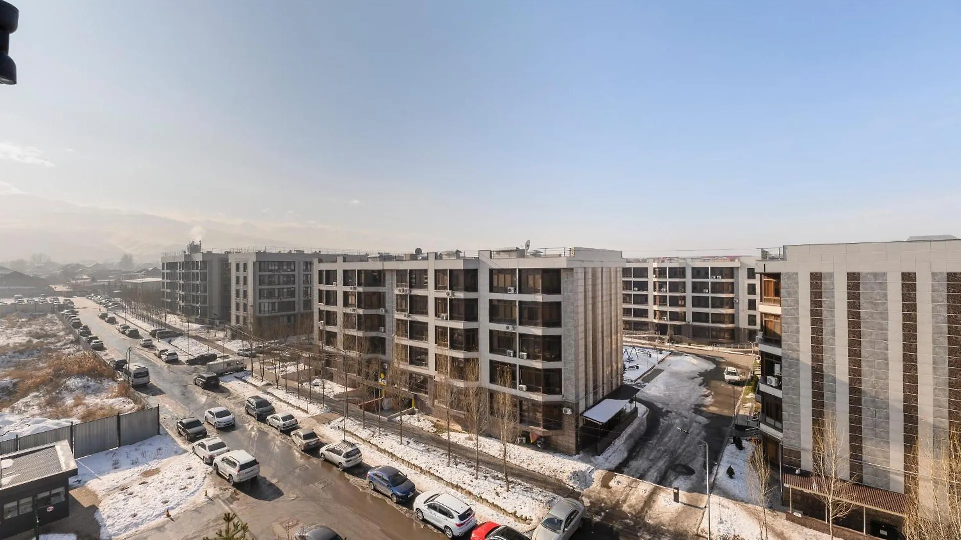Сдается Уютная 2-Комнатная Квартира Жк Green City Almaty 0*,